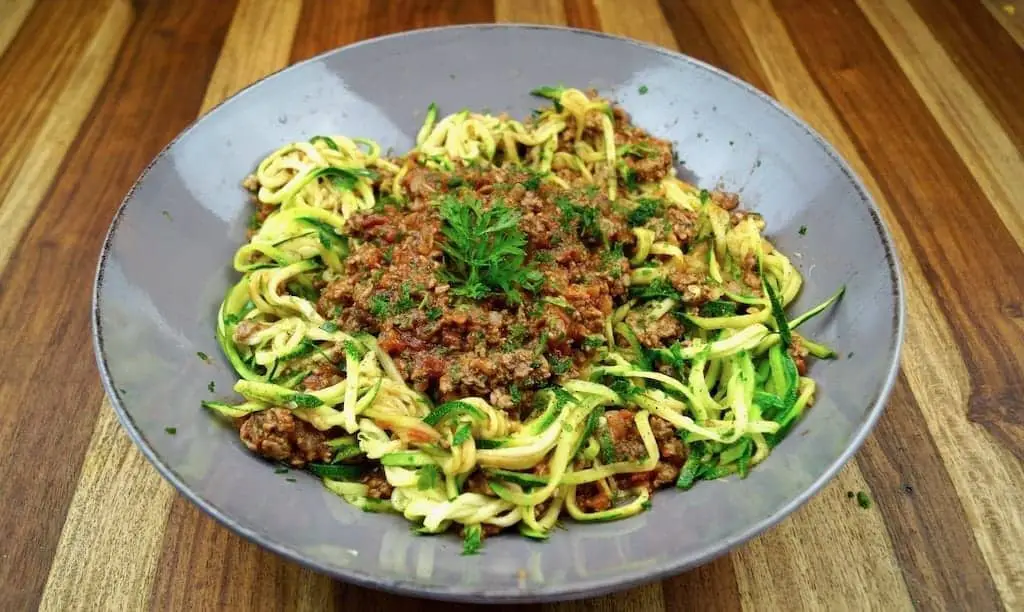 Low-Carb Nudel Bolognese