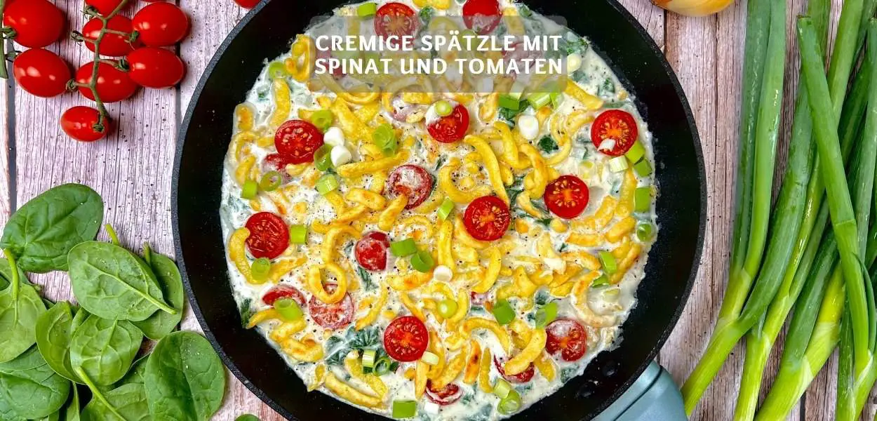Cremige Spätzle mit Spinat und Tomaten