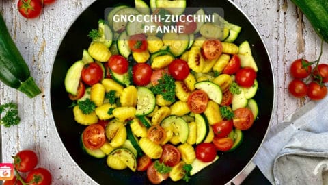 Gnocchi-Zucchini Pfanne mit Tomaten