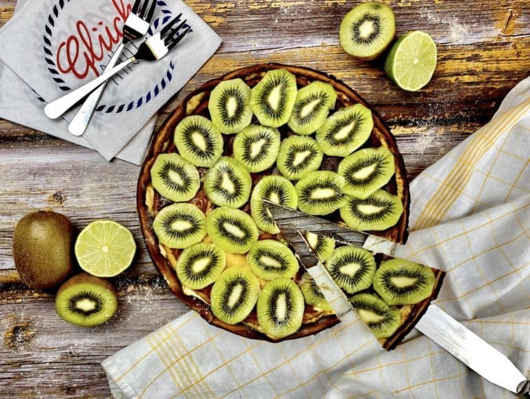 Kiwi-Limette-Käsekuchen