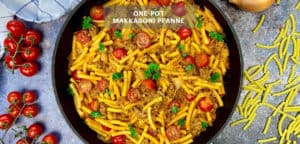 One Pot Makkroni Pfanne mit Tomaten und Knoblauch One-Pot Makkroni Pfanne mit Tomaten und Knoblauch