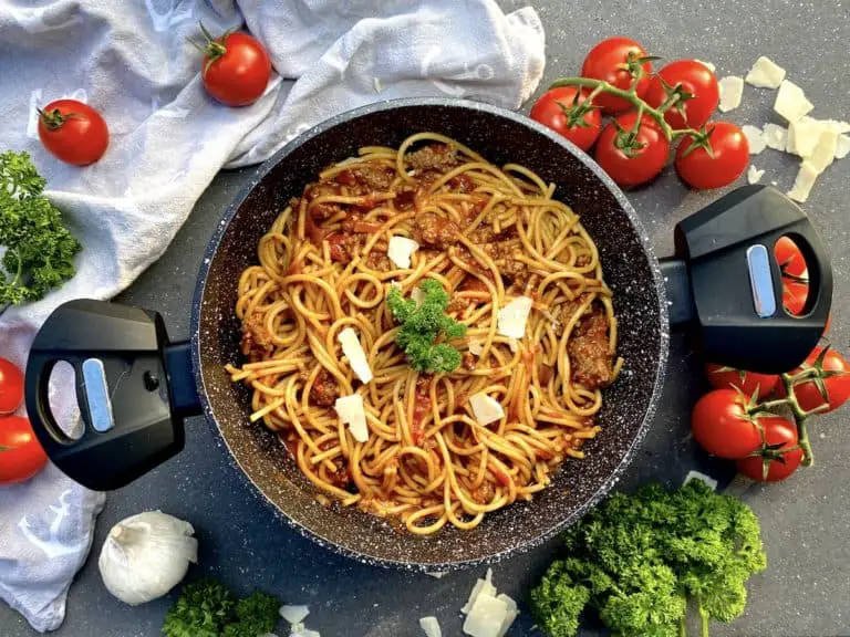 One-Pot Spaghetti Bolognese