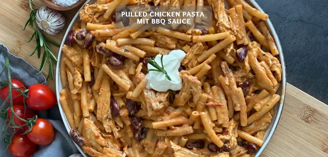 Pulled-Chicken-Pasta-mit-BBQ-Sauce-Zartes-BBQ-H-hnchen