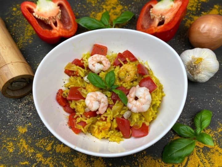 Reis mit Garnelen und Paprika Reis mit Garnelen und Paprika