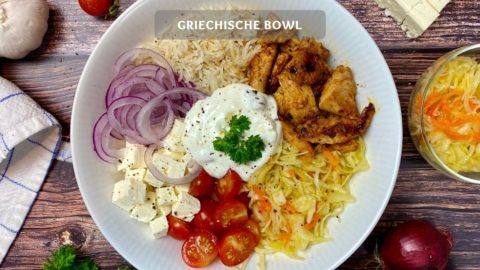 Griechische Bowl - Schnelle Bowl mit Hähnchen und Zaziki