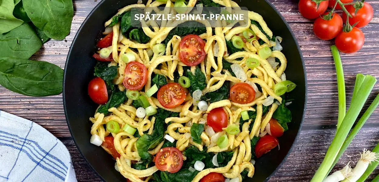 Spätzle-Spinat-Pfanne – Spätzlepfanne mit Spinat & Tomaten